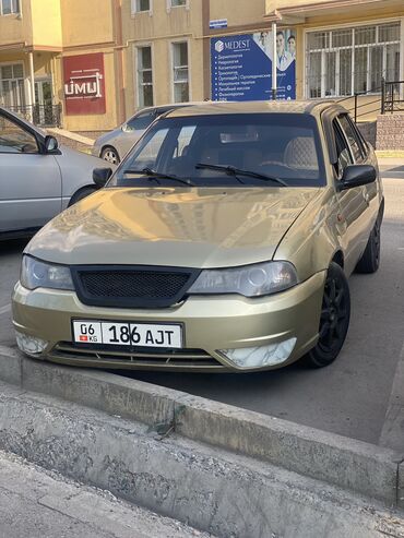 corolla runx: Daewoo Nexia: 2010 г., 1.6 л, Механика, Бензин, Седан