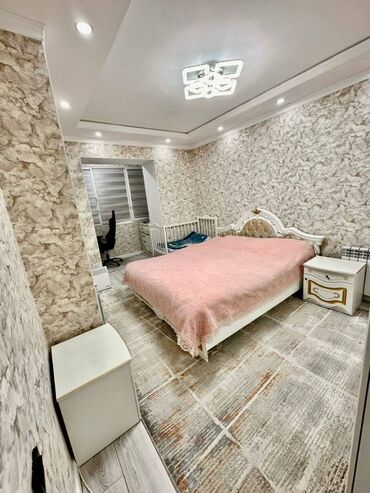 сдаю квартиру на долгий срок в аламедине: 2 комнаты, 50 м², 105 серия, 3 этаж, Евроремонт