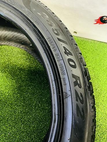 Шины: Шины 285 / 40 / R 22, Зима, Б/у, Пара, Внедорожные (АТ/МТ), Италия, Pirelli — 4