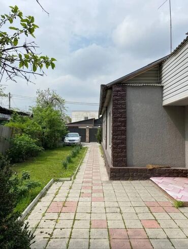 Долгосрочная аренда домов: 120 м², 4 комнаты, Теплый пол, Бронированные двери, Забор, огорожен