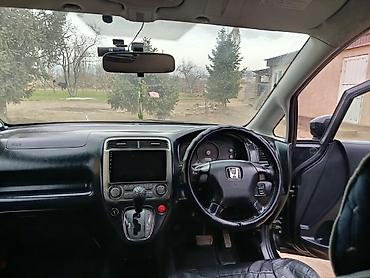 Honda: Honda Stream: 2004 г. — 10