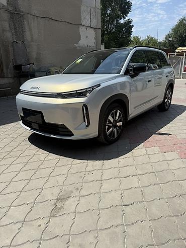 byd e1: Электрический кроссовер Aion – современный городской SUV с просторным — 10