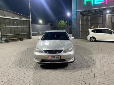 машина токтогулда: Toyota Camry: 2004 г., 2.4 л, Автомат, Бензин, Седан
