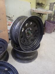 диски на газ 24: İşlənmiş Disk VAZ (LADA) R 13, 4 Boltlu