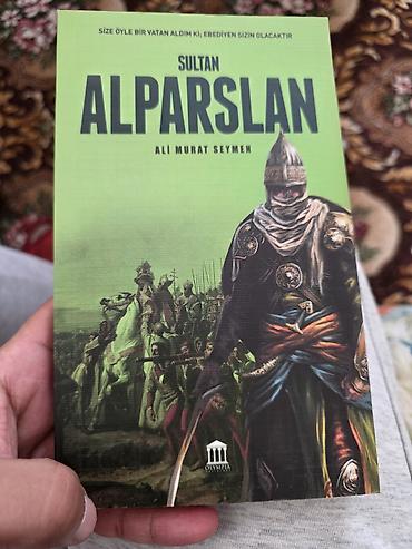 Digər kitablar və jurnallar: Siyasi-fəlsəfi klassiklər toplusu – 5 kitab + 1 Tarix 1) Niccolò — 5