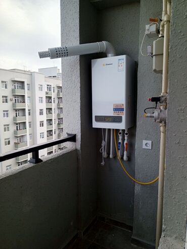 1 комнатная квартира в новостройке: 4 otaqlı, Yeni tikili, 100 kv. m