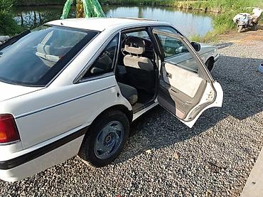 коробка одиссей 2 2: Mazda 626: 1988 г., Механика, Бензин, Лифтбек — 3