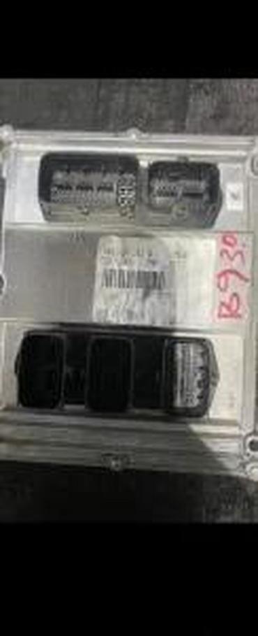 paracin tablice: AUDI A4 B9 3.0 TDI MOTORNI RACUNAR ECU 8W0907311B | Audi delovi — 1