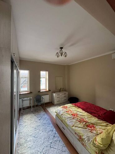 Долгосрочная аренда домов: 400 м², 10 комнат — 9