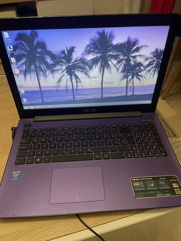 roze laptop: Intel Pentium, 2 GB OZU, 15.6 "
