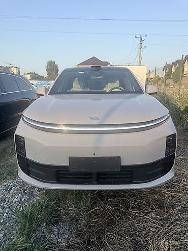 Lixiang L6: 2024 г., 1.5 л, Автомат, Гибрид, Внедорожник