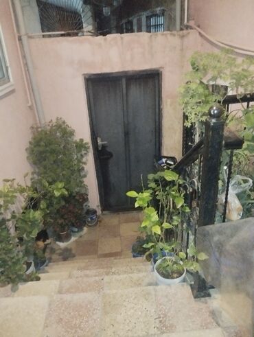 tualet ucun unitaz: Təmiz, Səliqəli və ailə üçün tam uyğun ev kirayə verilir! Ev 1