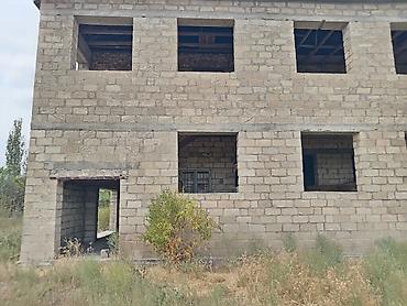 кирпичный завод балыкчы: Satışa təqdim olunur: iki mərtəbəli, böyük ölçülü daş tikili. 30 sot — 2
