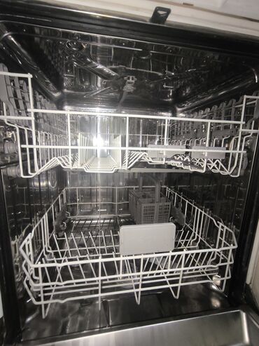 Qabyuyan maşınlar: Qabyuyan maşın Arcelik, Tam qabaritli (60 sm.), Quraşdırılan — 10