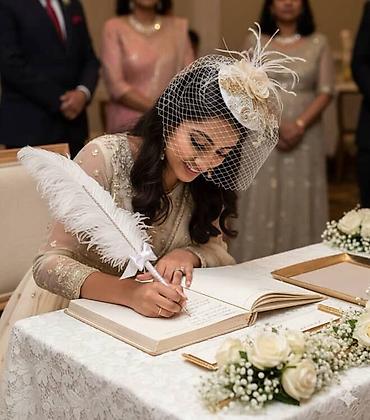 Aksesuarlar: Zərif toy/fursət aksesuarı – ağ tül və güllərlə bəzədilmiş fascinator — 1