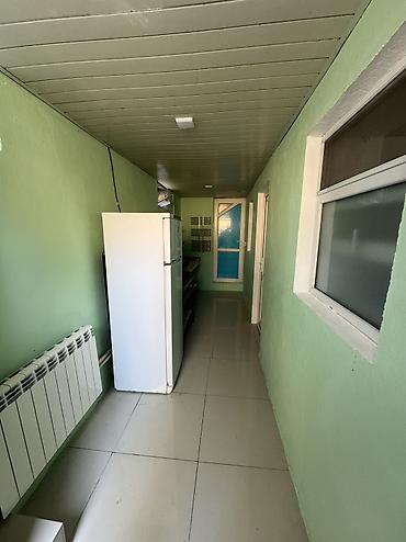 bine qesebesi evler: İcarəyə verilən düz Ana yolun qrağı ümumi sahəsi 50 kvadırat 2 — 10