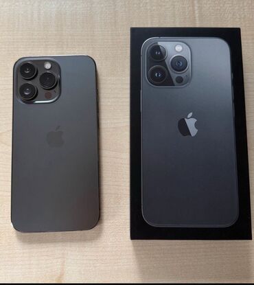 Apple iPhone: IPhone 12 Pro, Б/у, 128 ГБ, Зарядное устройство, Защитное стекло, Чехол, 85 %