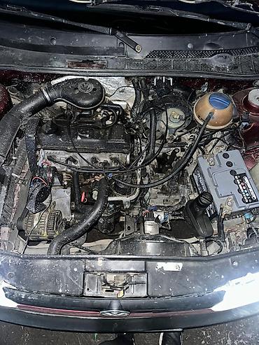 Toyota: Машына состояние нормально двигатель мощный Объем 1.8 каропка — 2