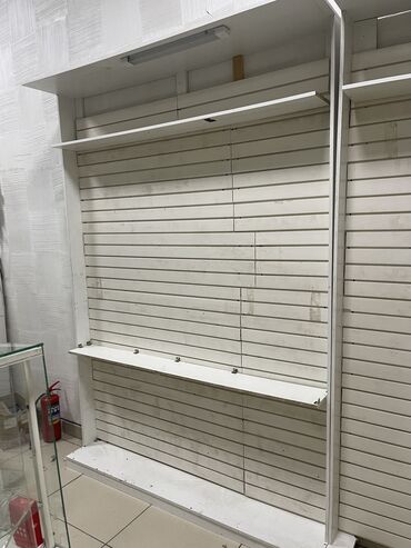 Витрины: Витрины стеллажи — 9