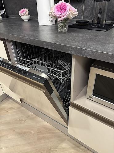 Продажа квартир: 3 комнаты, 118 м², Индивидуалка, 11 этаж, Евроремонт — 17