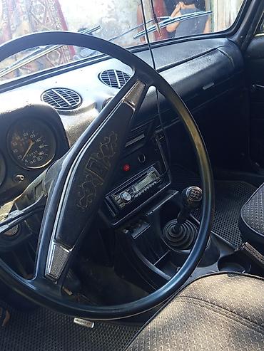 turbo.az vaz 2115: VAZ 2106, ağ rəng, sedandır. Klassik kuzov dizaynı, xrom ön barmaqlıq — 3