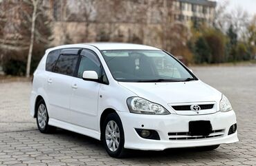 равон машина: Toyota Ipsum: 2004 г., 2.4 л, Автомат, Бензин, Минивэн