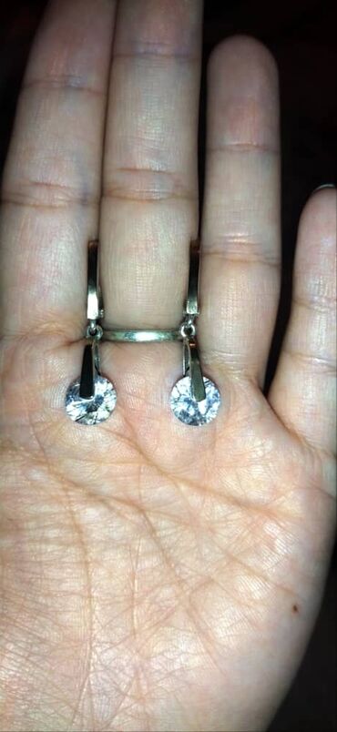 Зер жасалгалардын топтомдору: Новый набор серебро покупала за 6500 отдам за 2000 кольцо размер 17