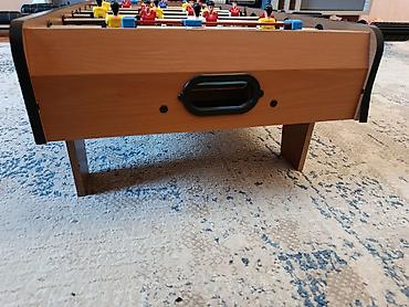 İdman oyunları: Mini stolüstü futbol (foosball) oyunu - Kompakt ölçülü stolüstü — 4
