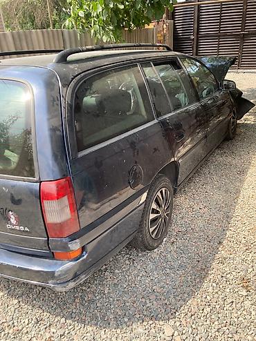 оп ком: Opel Omega: 2001 г., 2.2 л, Автомат, Бензин, Универсал — 6