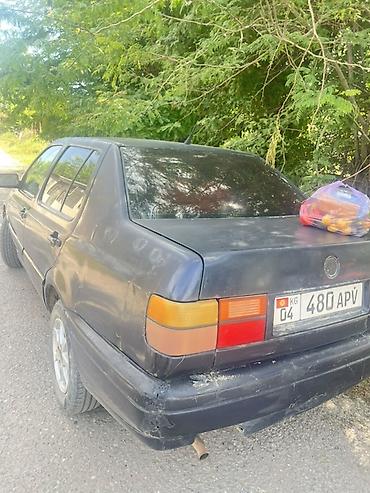 sprinter 4 4: Volkswagen Vento: 1992 г., Механика, Бензин, Седан — 3
