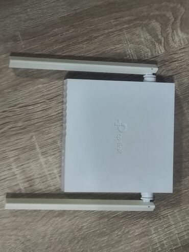 пассивное сетевое оборудование tp link: Продаю роутер от вай фая название TP-link
 состояние хорошее👌🏼