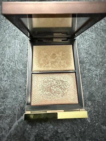 Tom Ford Shade And Illuminate Highlighting Duo – Moodlight (12 g). ÖZ