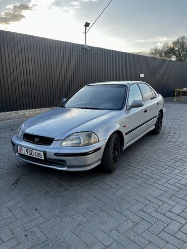 хонда сивик 1992: Honda Civic: 1998 г., 1.4 л, Механика, Бензин, Седан