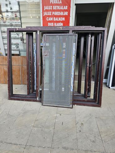 Plastik pəncərələr: İki qat şüşə paketi Plastik pəncərə, Еni: 200 sm, Uzunluğu: 160 sm
