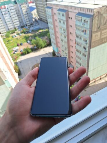 телефон самсуг: Samsung Galaxy S10, Б/у, 128 ГБ, цвет - Фиолетовый, 1 SIM