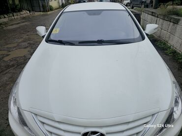 Hyundai: Hyundai Sonata: 2 l | 2012 il Sedan — 5