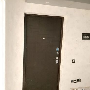 Malyar işləri: Oboy 3-4 azn laminat 4 azn emusiya 3 AZN işə zəmanət verirəm. Ən — 11