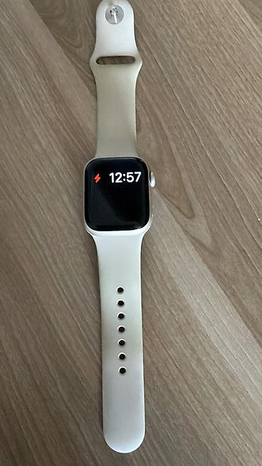 iphone saatlar: İşlənmiş, Smart saat, Apple, Sensor ekran, rəng - Ağ — 1