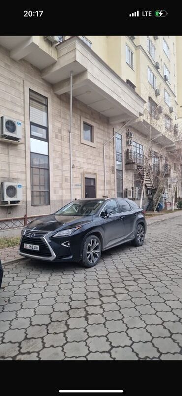lexus gx600: Автомобиль Lexus RX в черном цвете. Отличном состоянии не битый