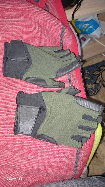 trake za vezbanje: Gloves, For adults, New