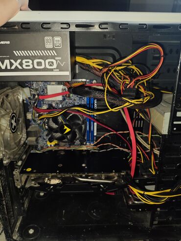 Masaüstü kompüterlər və iş stansiyaları: Oyun və gündəlik istifadə üçün hazır masaüstü PC komplekti Tərkib — 10