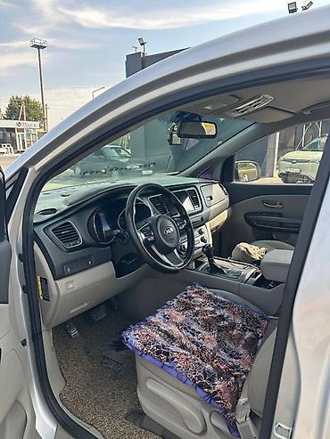 Kia: Kia Carnival: 2016 г., 2.2 л, Автомат, Дизель, Минивэн — 10
