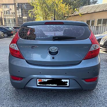 xundai accent: Hyundai Accent: 2017 г., 1.6 л, Робот, Дизель, Хэтчбэк — 8