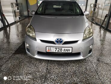 Toyota: Toyota Prius: 2011 г., 1.8 л, Вариатор, Гибрид, Хэтчбэк