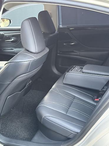 Lexus: Lexus ES: 2019 г., 2.5 л, Вариатор, Гибрид, Седан — 14