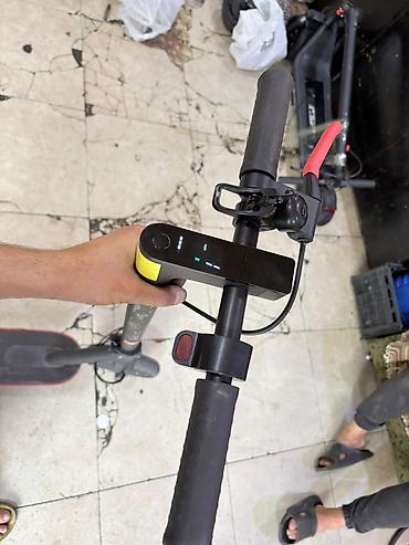 Elektrik nəqliyyatı: Elektrik skuter – Xiaomi Mi Scooter (M365 seriyası) - Güclü ön təkər — 3