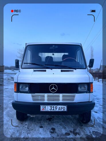 Mercedes-Benz Sprinter: 1993 г., 2.9 л, Механика, Дизель, Бус