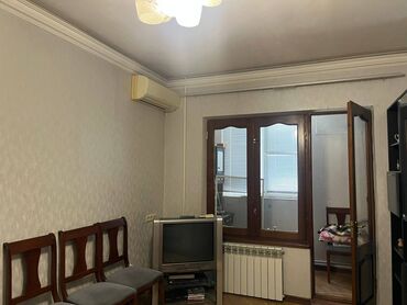 Uzunmüddətli kirayə mənzillər: Azadlıq metrosunun yanında,9 mərtəbənin,7-ci mərtəbəsində,2 — 5