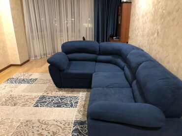 купить диван бу недорого: Угловой диван, цвет - Синий, Б/у