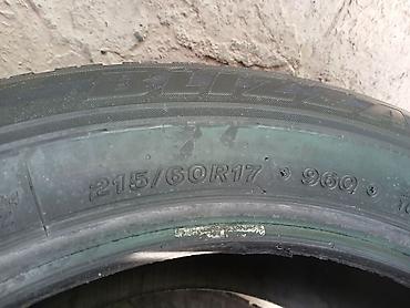 полик коврик: Шины 215 / 60 / R 17, Зима, Б/у, Легковые, Bridgestone — 2